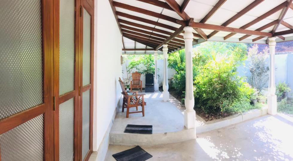 Villa Ceylon Home 乌纳瓦图纳 外观 照片