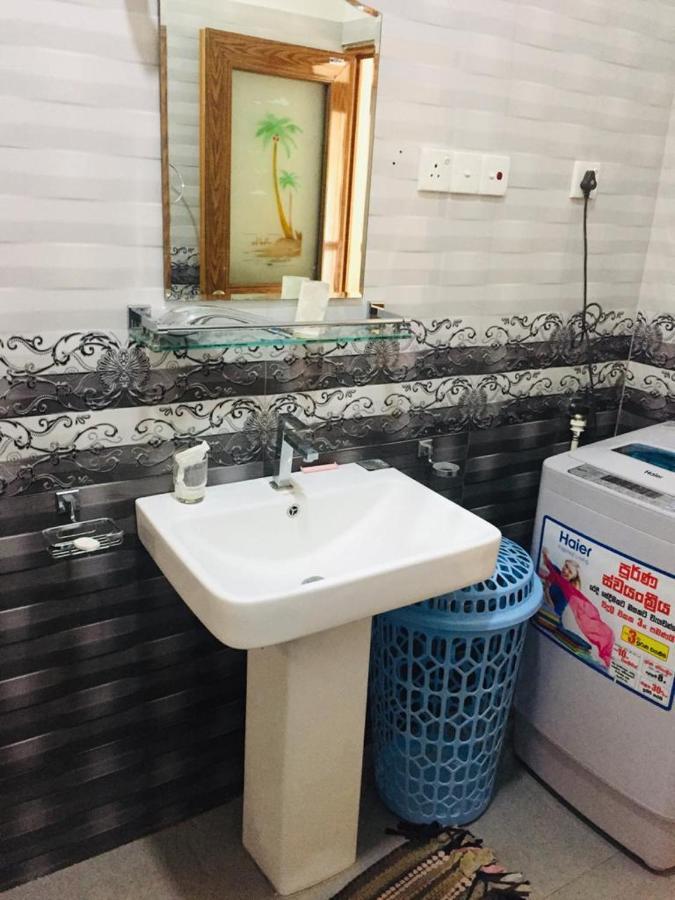 Villa Ceylon Home 乌纳瓦图纳 外观 照片