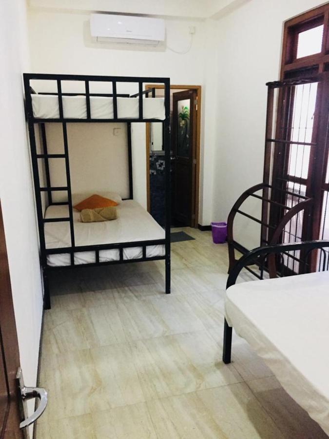 Villa Ceylon Home 乌纳瓦图纳 外观 照片