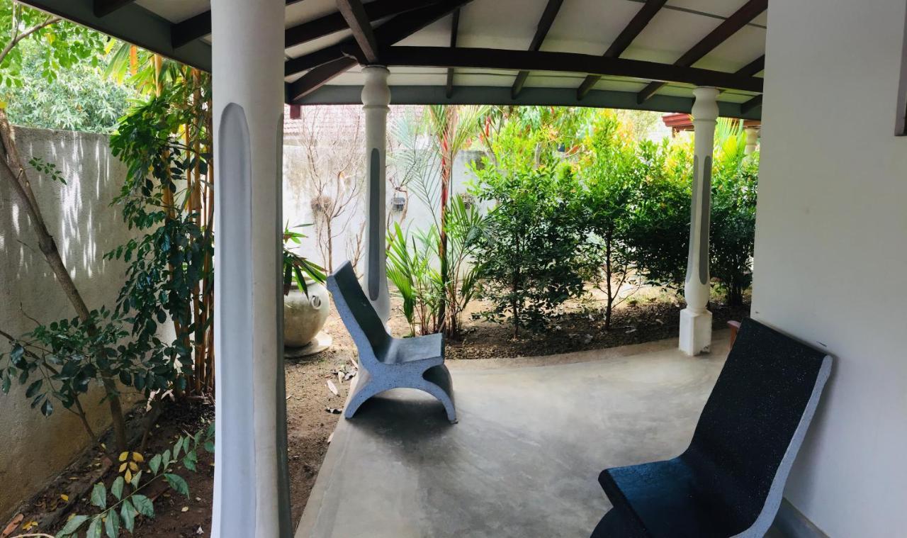 Villa Ceylon Home 乌纳瓦图纳 外观 照片