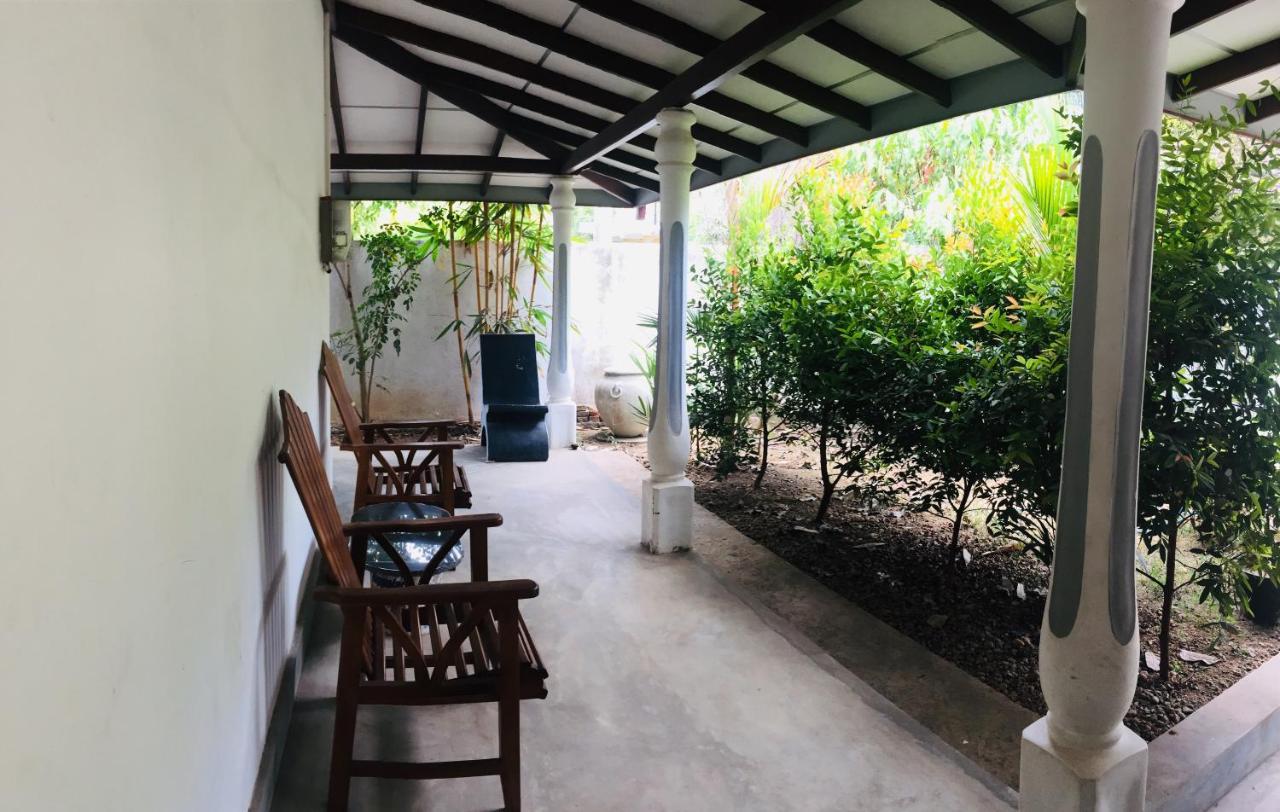 Villa Ceylon Home 乌纳瓦图纳 外观 照片