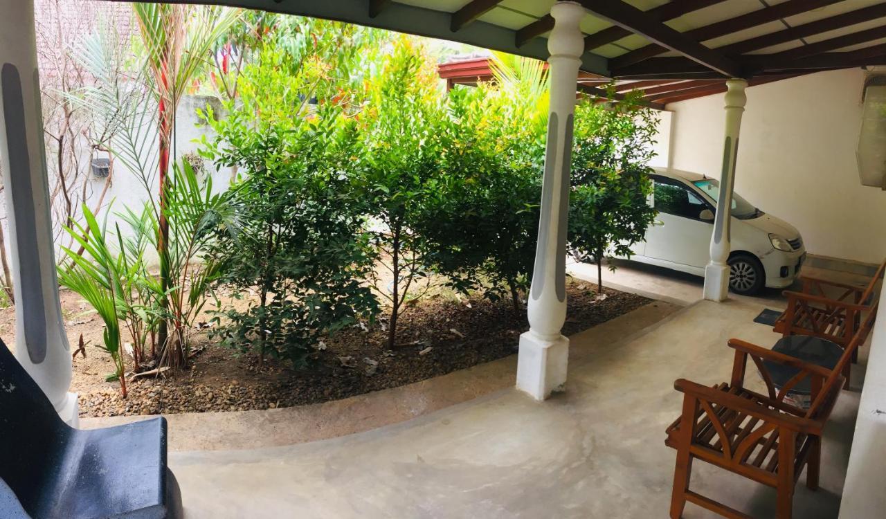 Villa Ceylon Home 乌纳瓦图纳 外观 照片